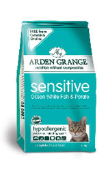 Arden Grange Adult Cat Sensitive begrūdis maistas jautrioms katėms su menke ir bulvėmis 2.5 kg